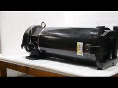 chuck laser chuck phía sau